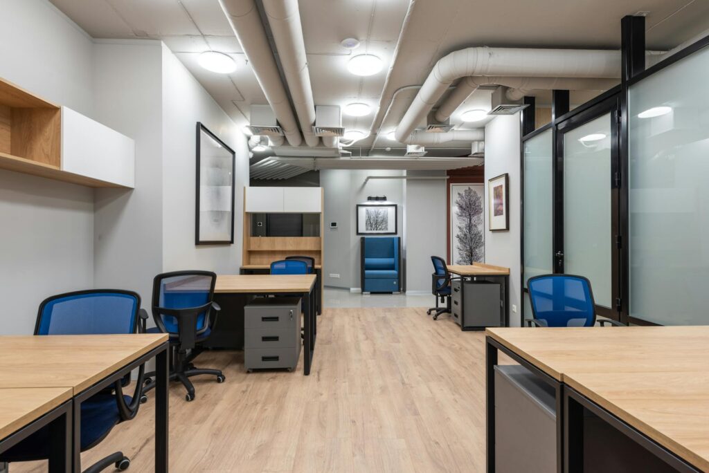 Clean Calgary office and shared workspace for commercial cleaning service